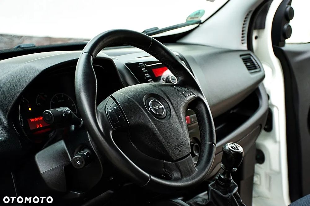 Opel Combo 1.4 Cosmo Eu6 - 23