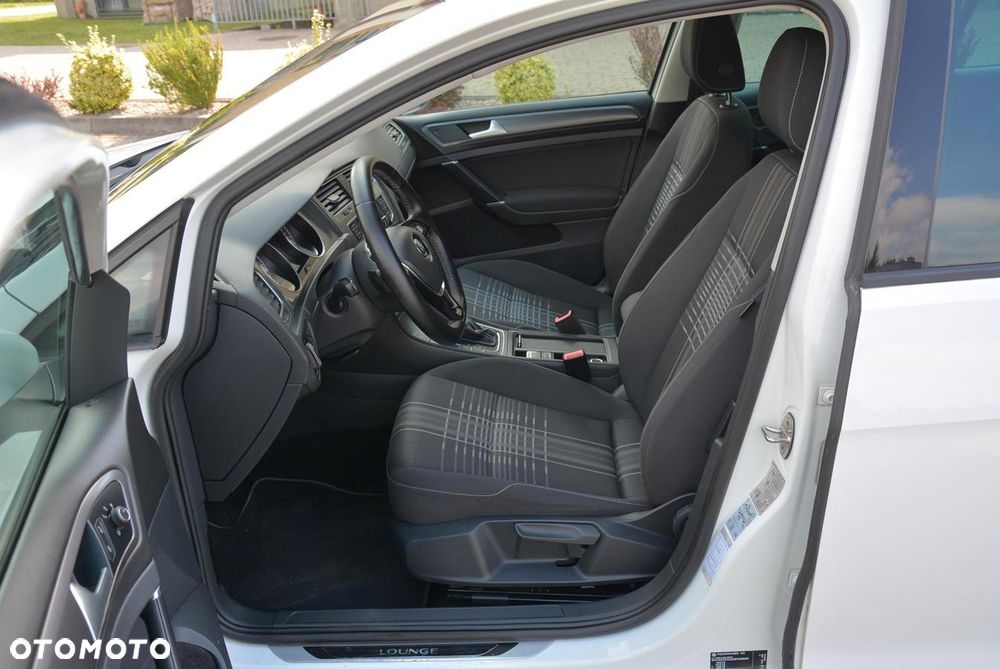 Volkswagen Golf 1.6 TDI BlueMotion Technology DSG Lounge - 15