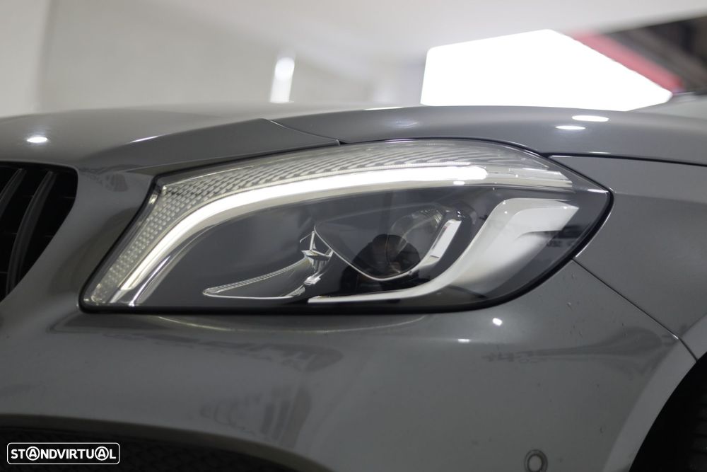 Mercedes-Benz A 180 d AMG Line - 29