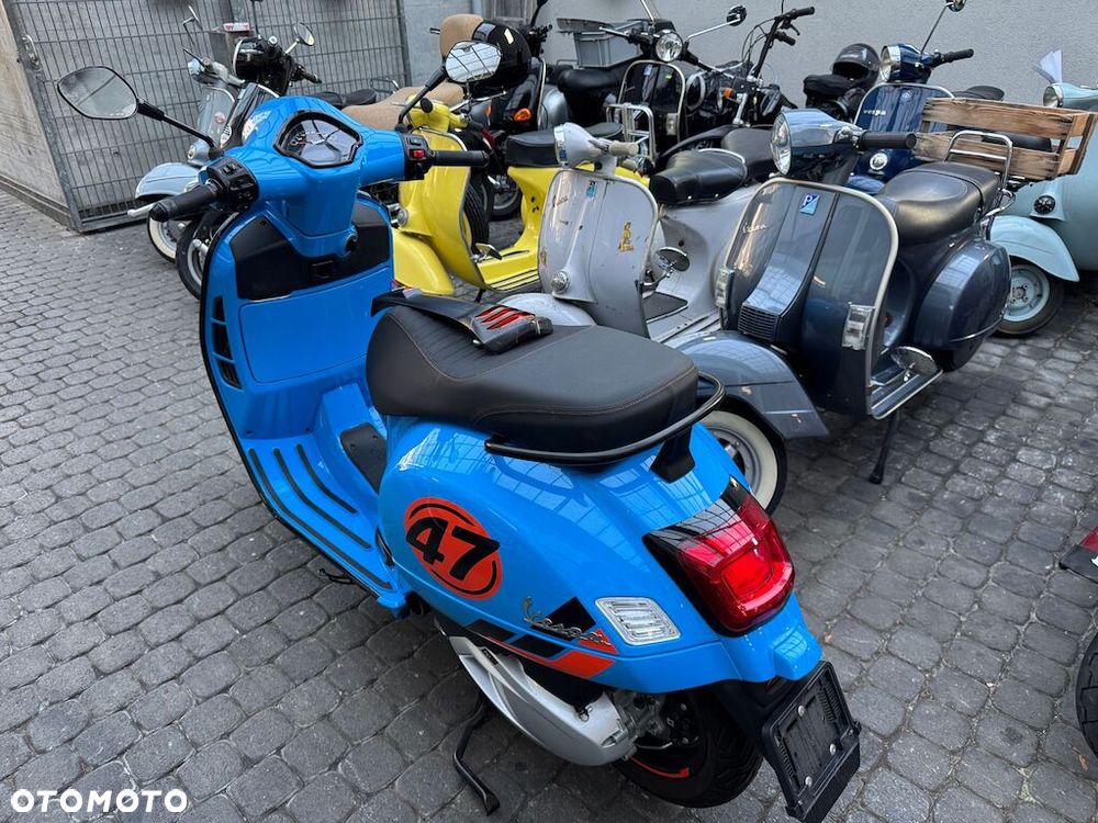Piaggio Vespa - 3