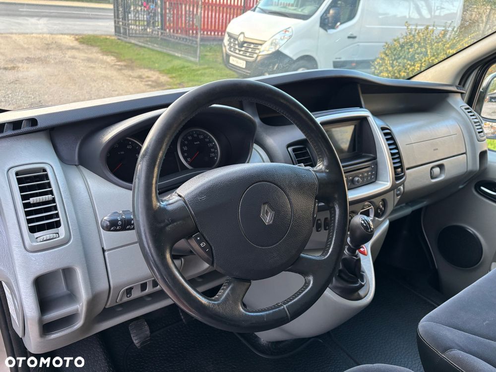 Renault Trafic - 21