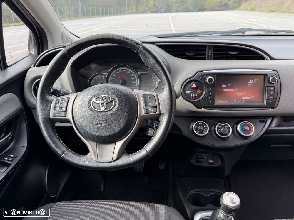 Toyota Yaris 1.4 D-4D Comfort+P.Style - 29