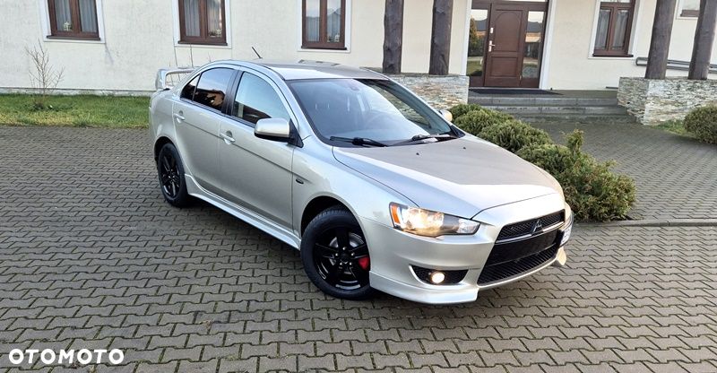 Mitsubishi Lancer 1.6 Intense - 11