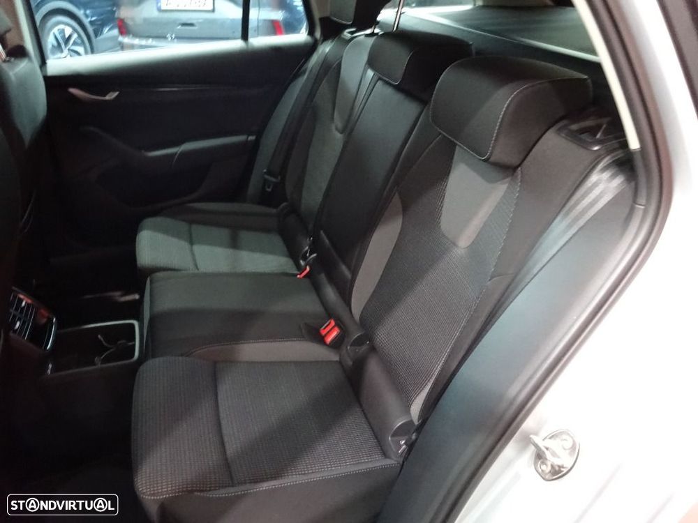 Skoda Octavia Break 1.5 TSI mHEV DSG - 33