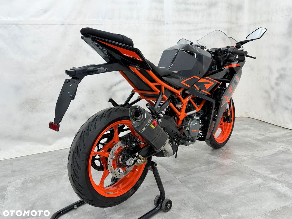 KTM RC 125 - 21