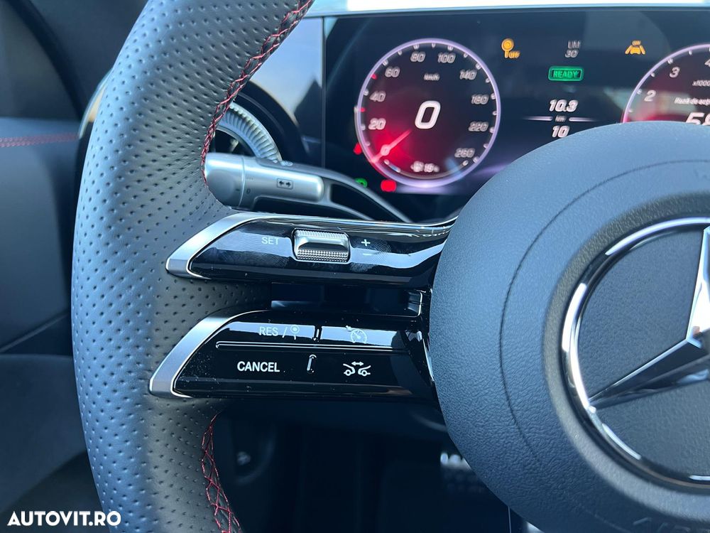 Mercedes-Benz CLA 200 MHEV Coupe - 11