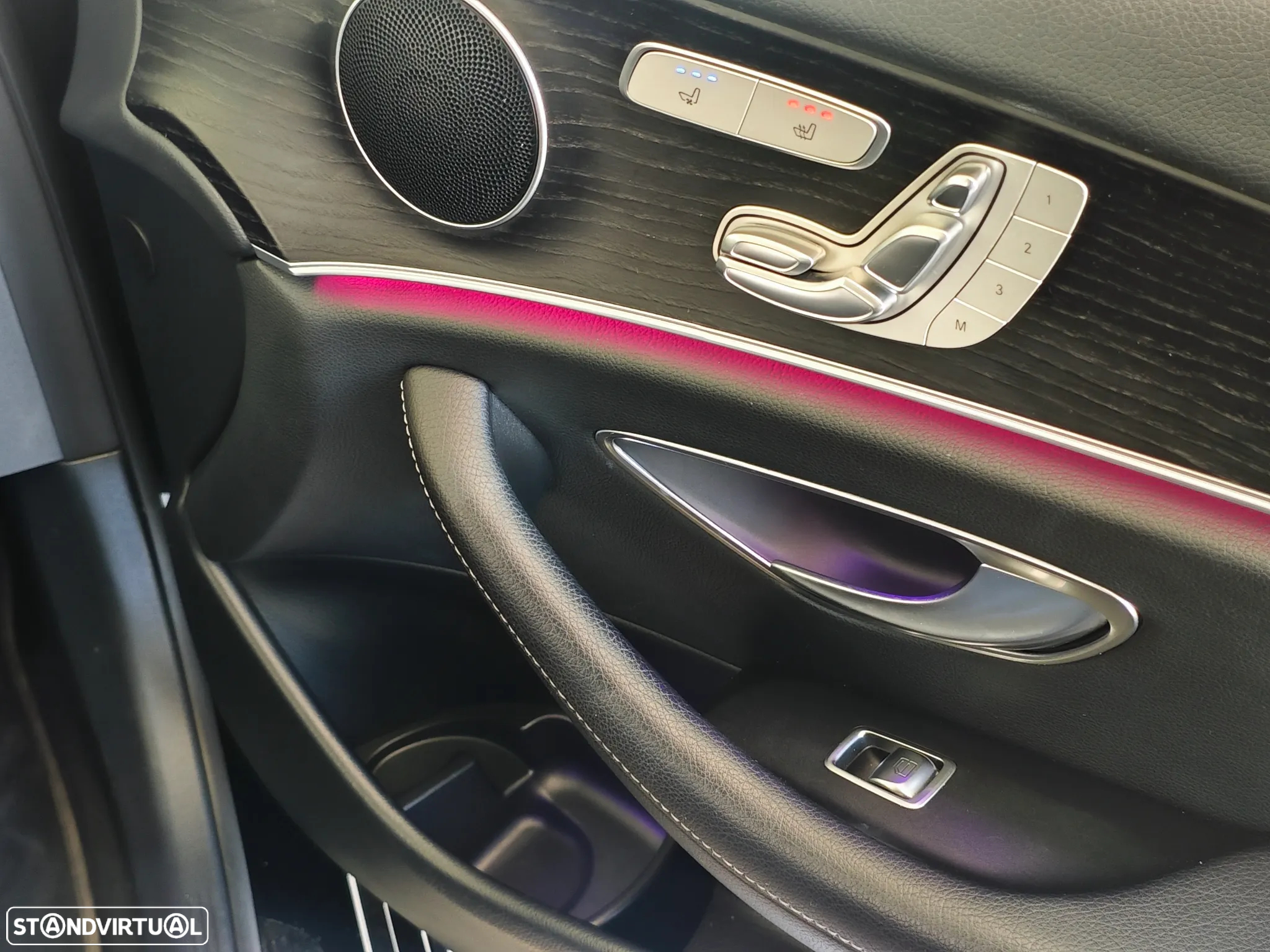 Mercedes-Benz E 300 de AMG Line - 37