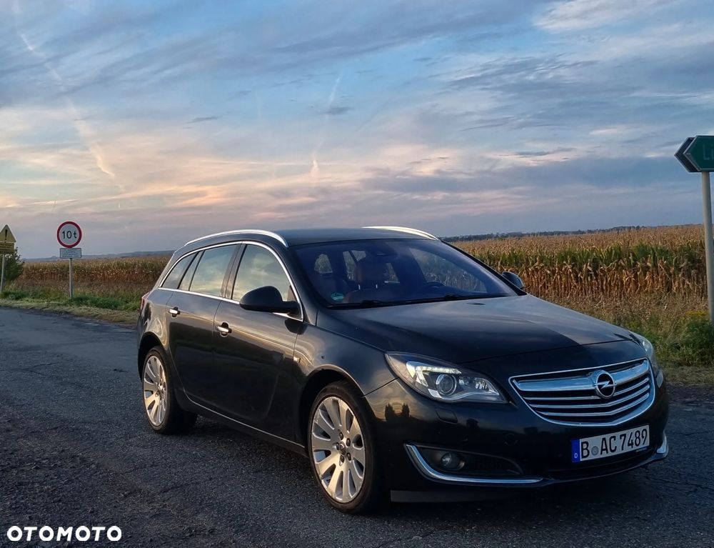 Opel Insignia 2.0 Bi Turbo CDTI 4x4 - 11