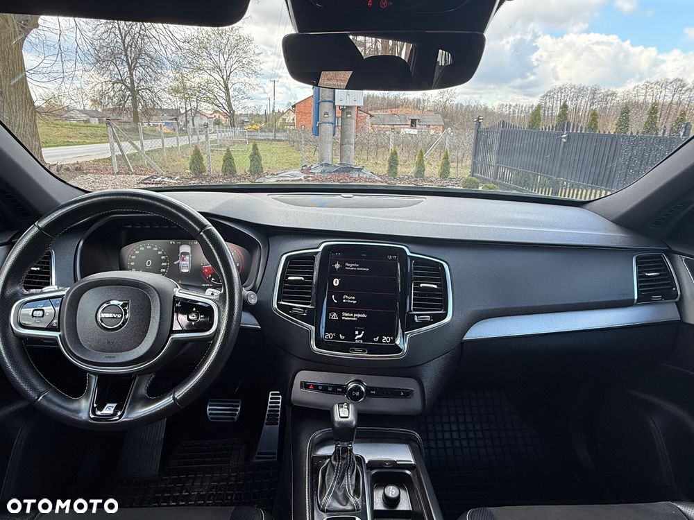 Volvo XC 90 D5 SCR AWD R-Design - 22