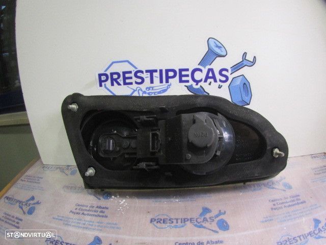 Farol Tras 6L5945094 6L5945108 SEAT CORDOBA 2007 1.4 86CV 4P AZUL MALA DRT HELLA - 2