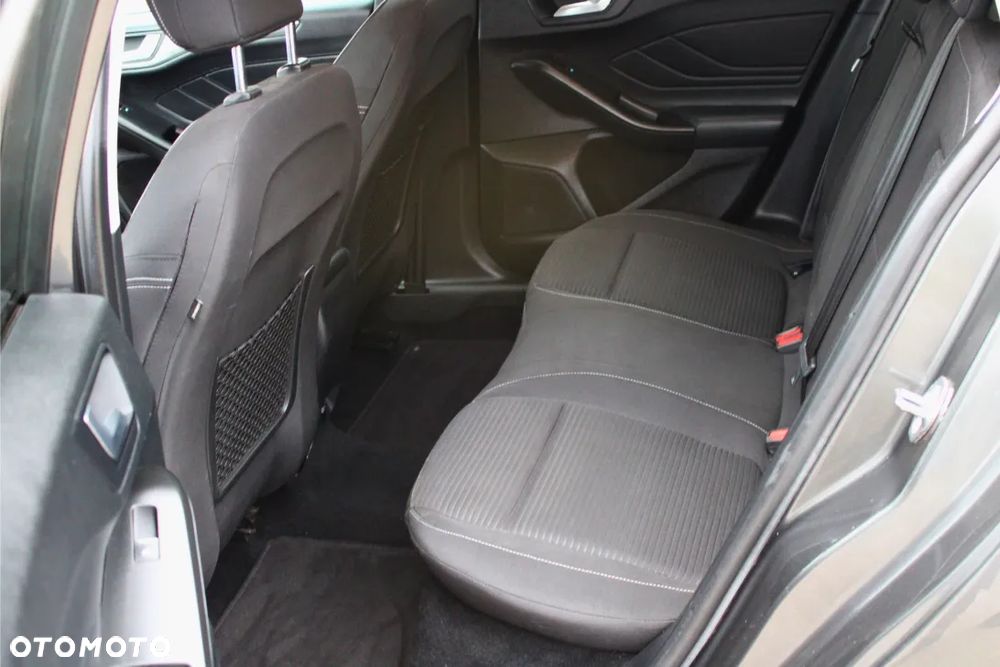 Ford Focus 1.5 EcoBlue STart-Stopp-System TITANIUM - 16