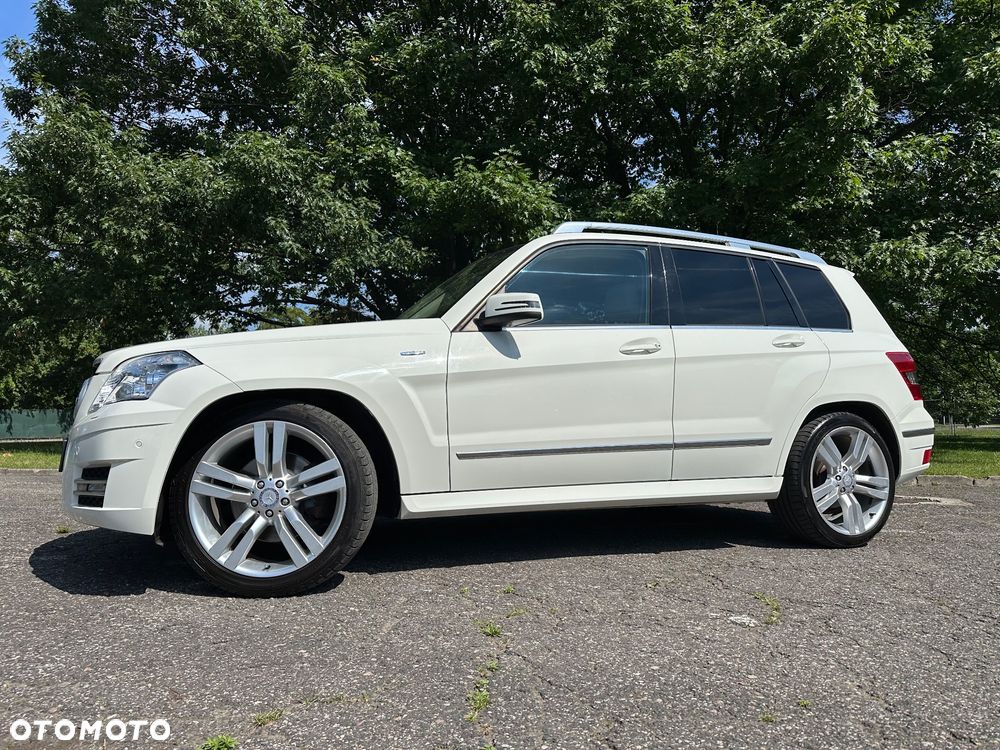 Mercedes-Benz GLK - 2