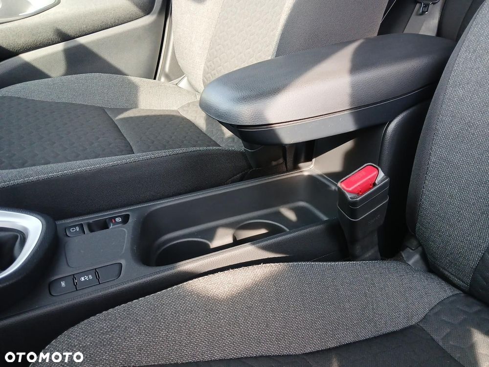 Toyota Yaris Cross 1.5 Comfort - 35