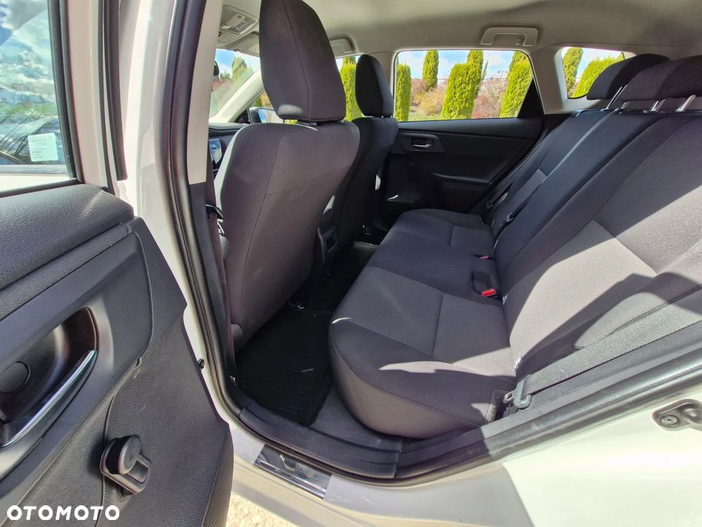 Toyota Auris 1.4 D-4D Active - 15