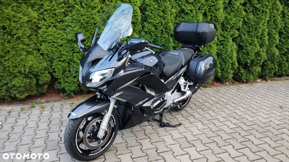 Yamaha FJR - 4