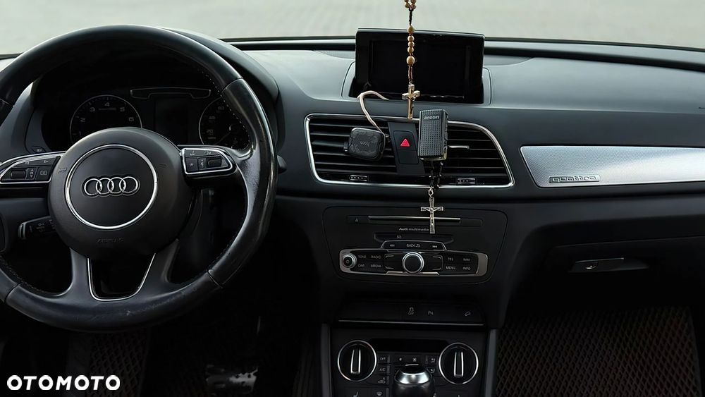 Audi Q3 - 11