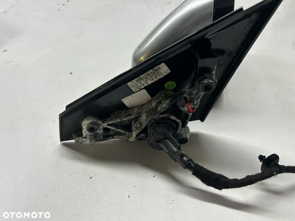 Volvo V-40 II lusterko zewnetrzne prawe 31278140 2012- - 5