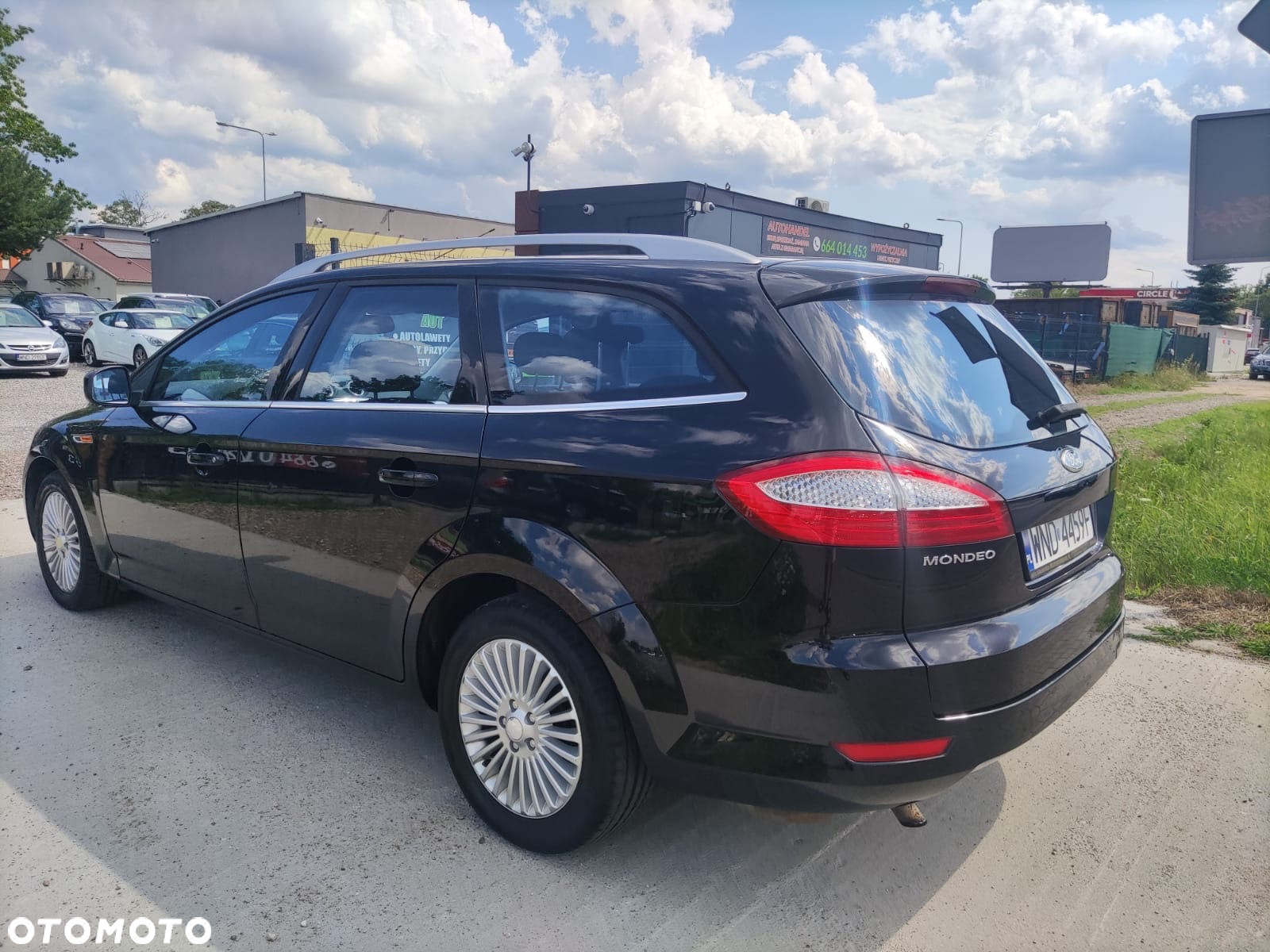 Ford Mondeo 2.0 Ghia - 7