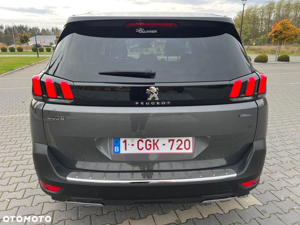 Peugeot 5008 - 12