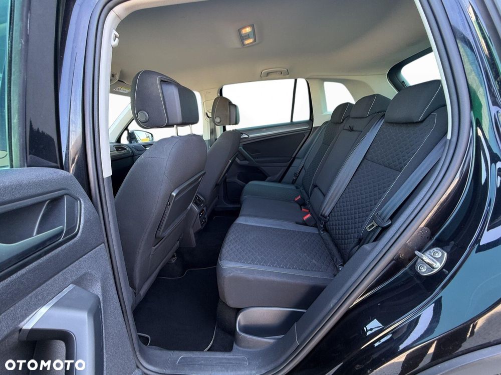 Volkswagen Tiguan - 30