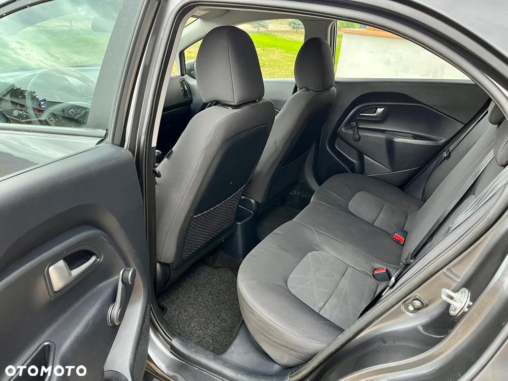 Kia Rio 1.2 Attract - 15