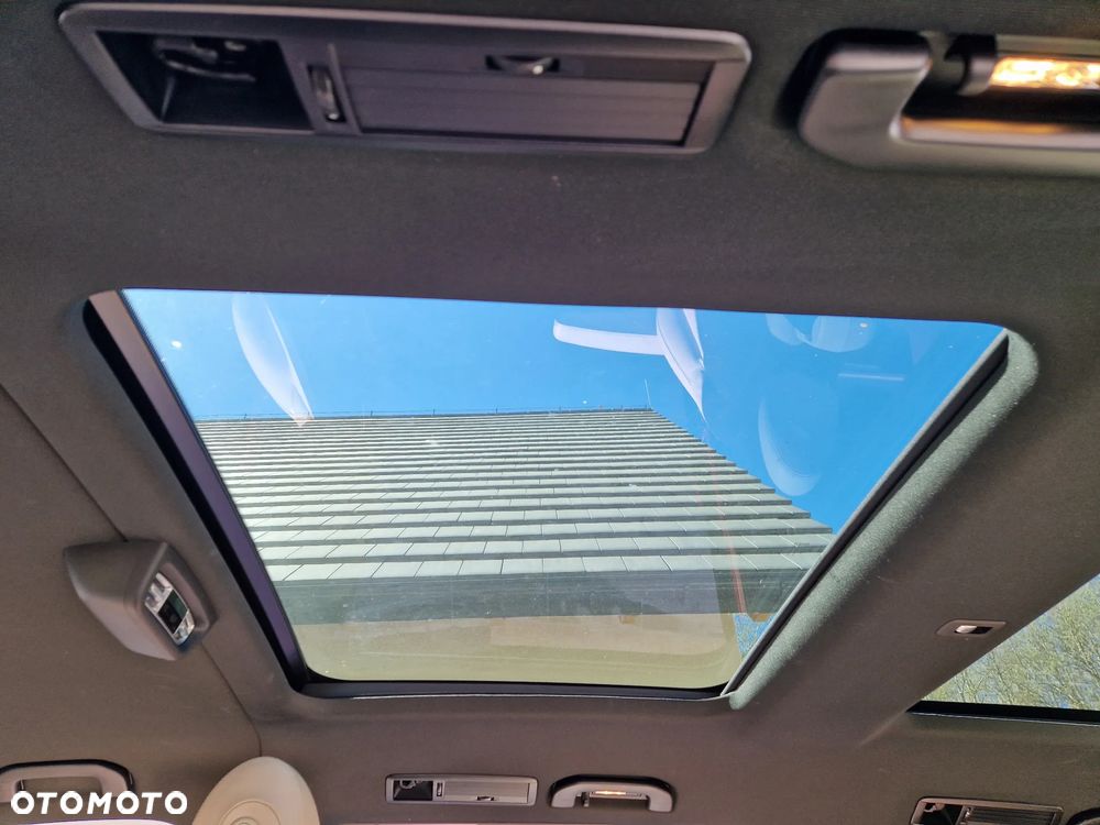 Mercedes-Benz Klasa V 300 d 4-Matic Avantgarde 9G-Tronic (d³ugi) - 14