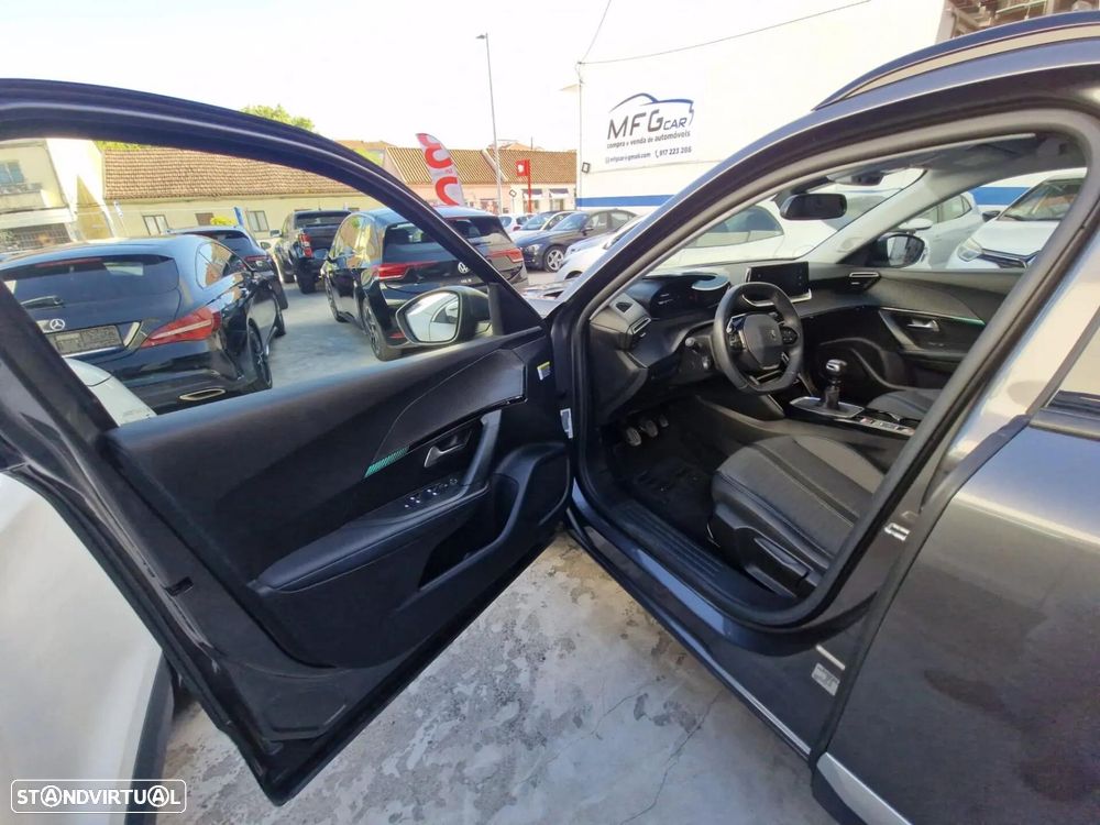 Peugeot 2008 1.5 BlueHDi GT - 5