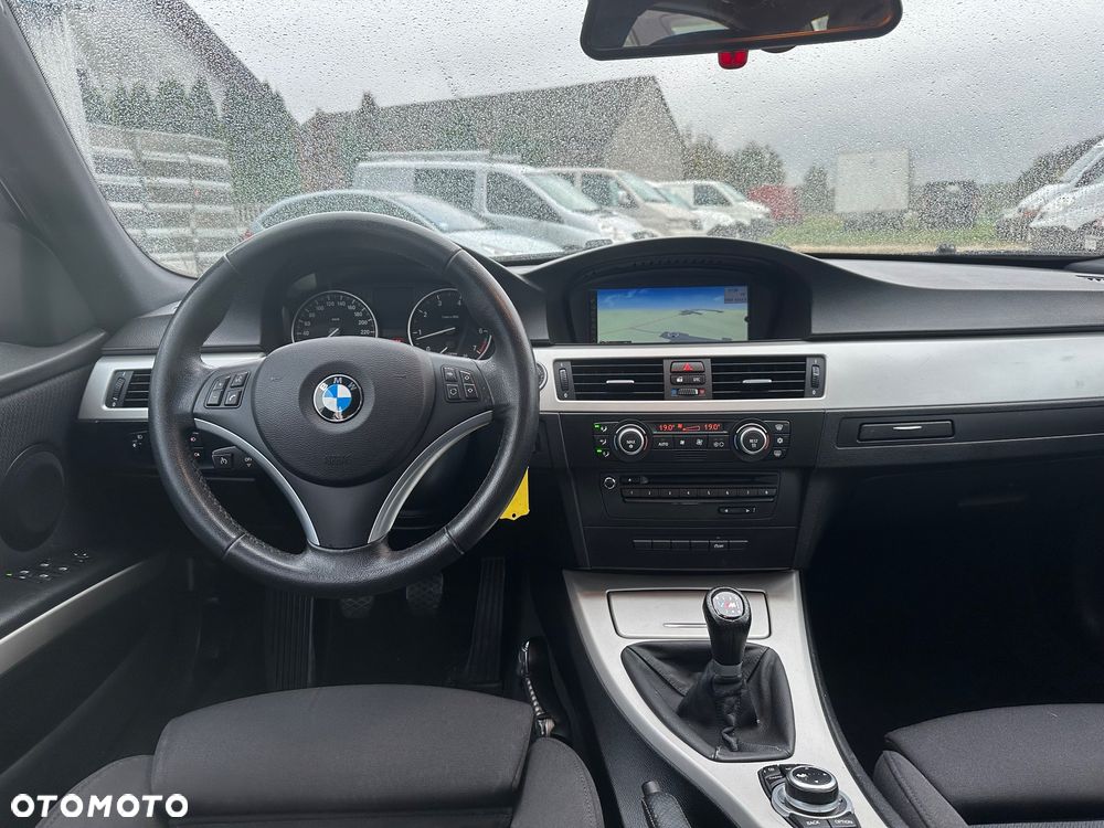 BMW Seria 3 316i - 16