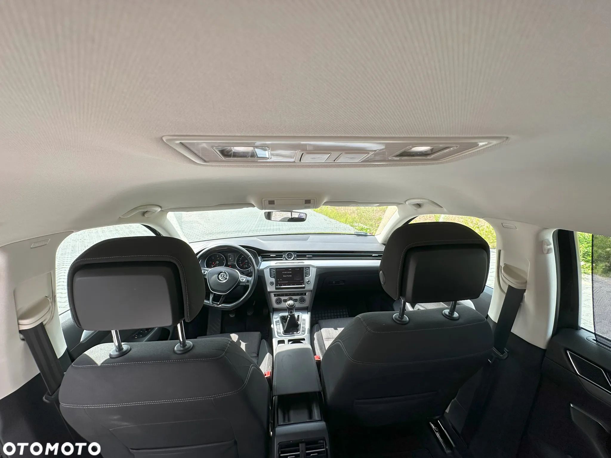 Volkswagen Passat 2.0 TDI BMT Comfortline - 32