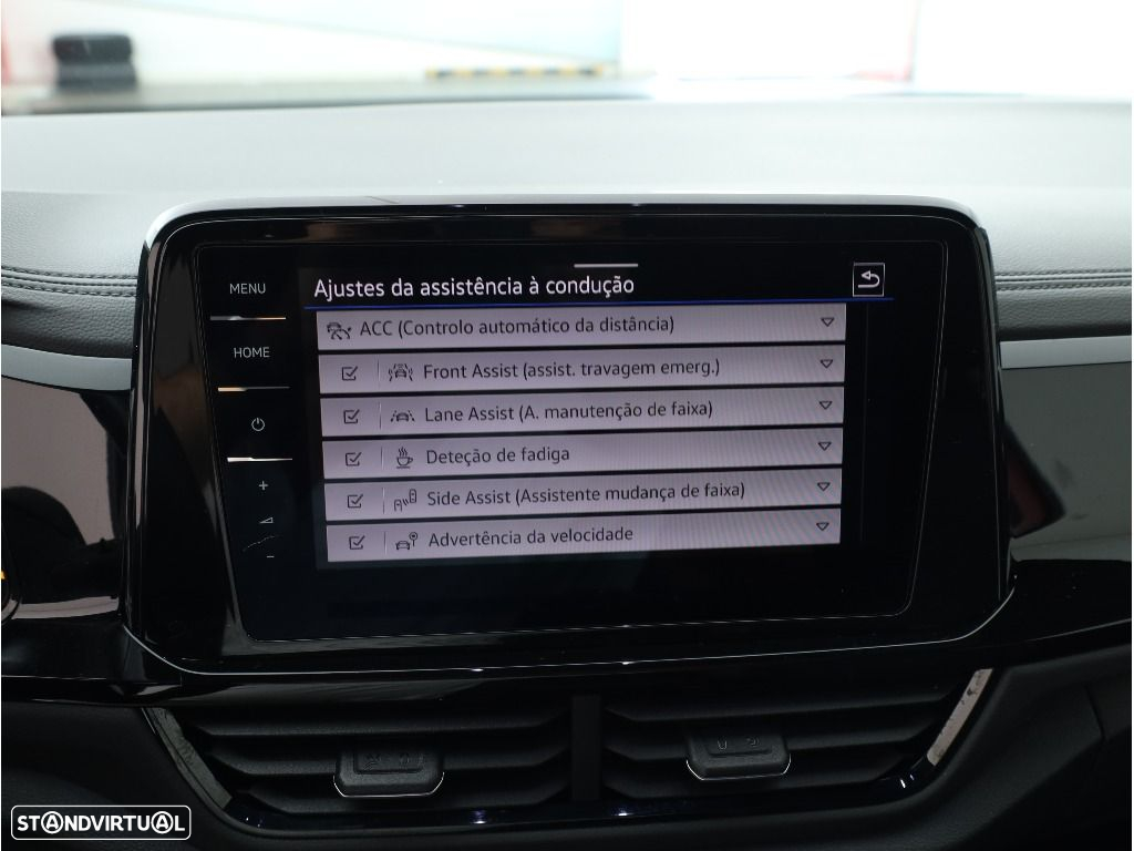 VW T-Roc 1.5 TSI Black Style DSG - 24