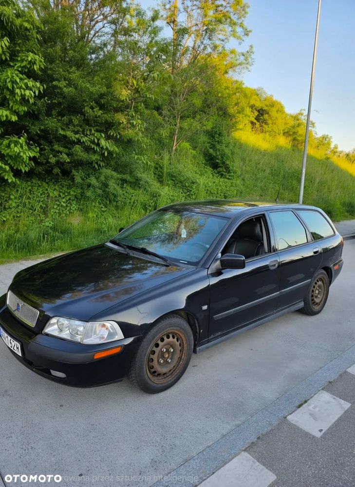 Volvo V40 1.8 - 1