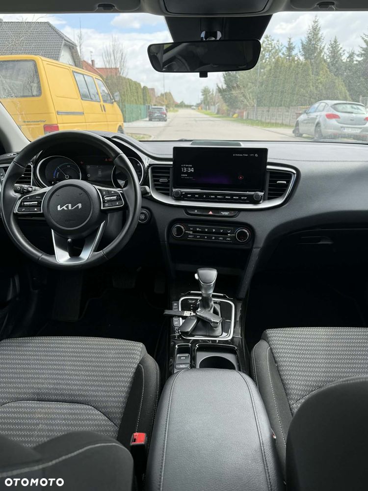 Kia Ceed - 14