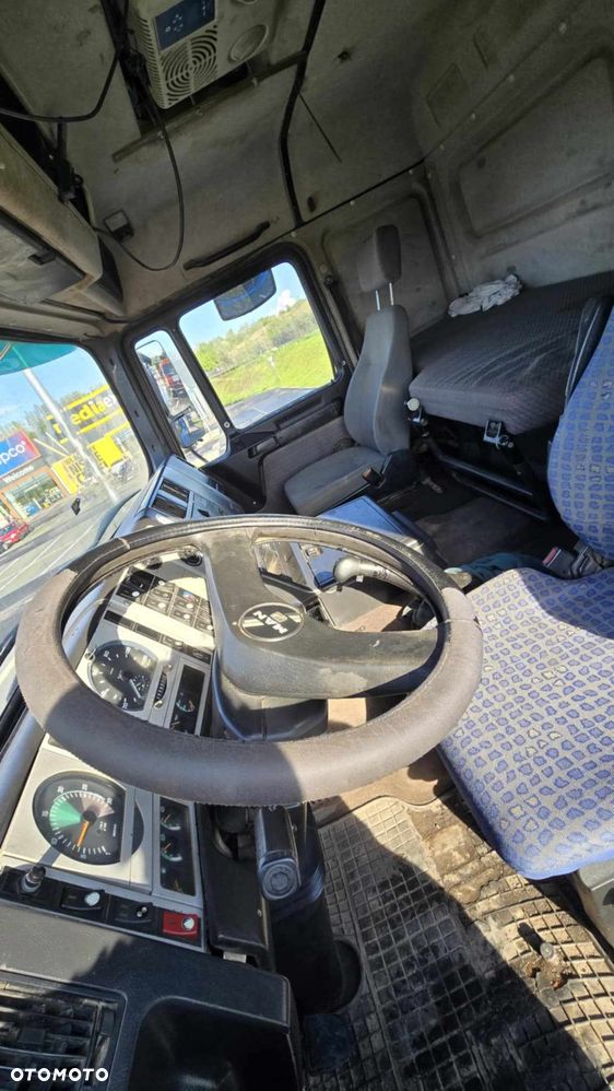 MAN F2000 41.464 WYWROTKA 8X6 - 3