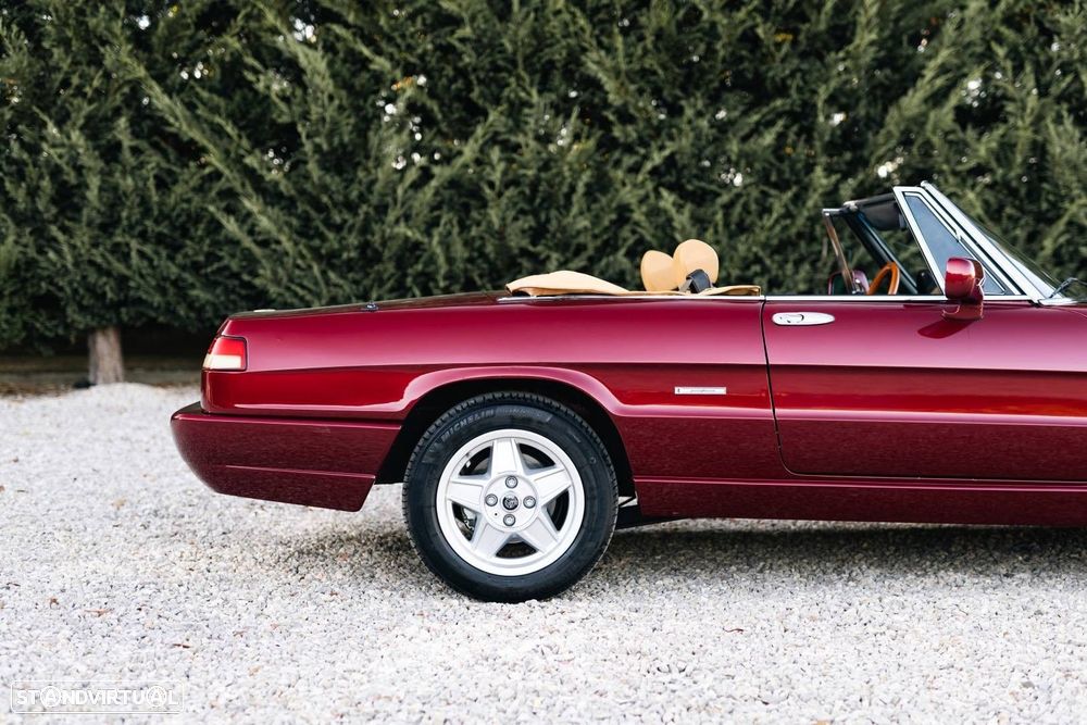 Alfa Romeo Spider 2.0 - 33