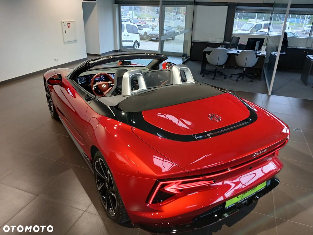 MG Cyberster 77kWh AWD Czarny Dach - 7