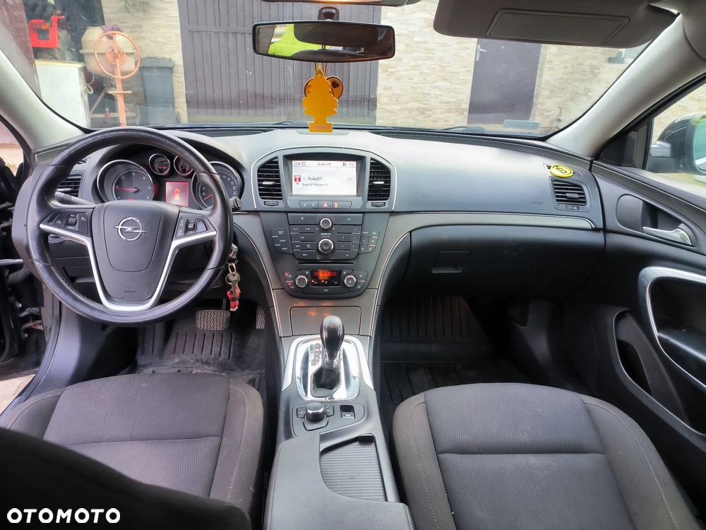 Opel Insignia 2.0 CDTI - 11