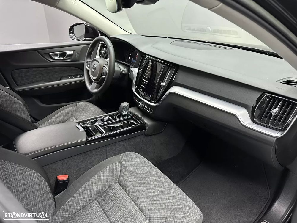 Volvo V60 2.0 T6 AWD TE Core - 15