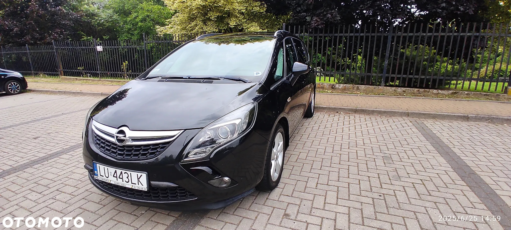 Opel Zafira 1.6 T SIDI Cosmo - 3