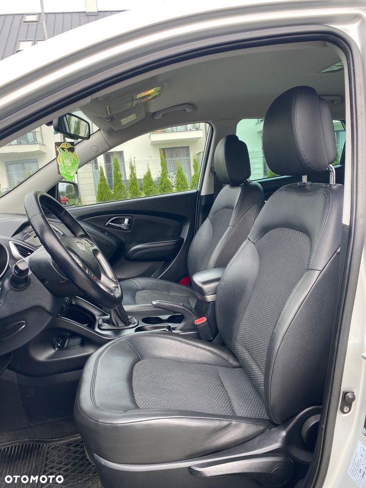 Hyundai ix35 2.0 4WD Premium - 9