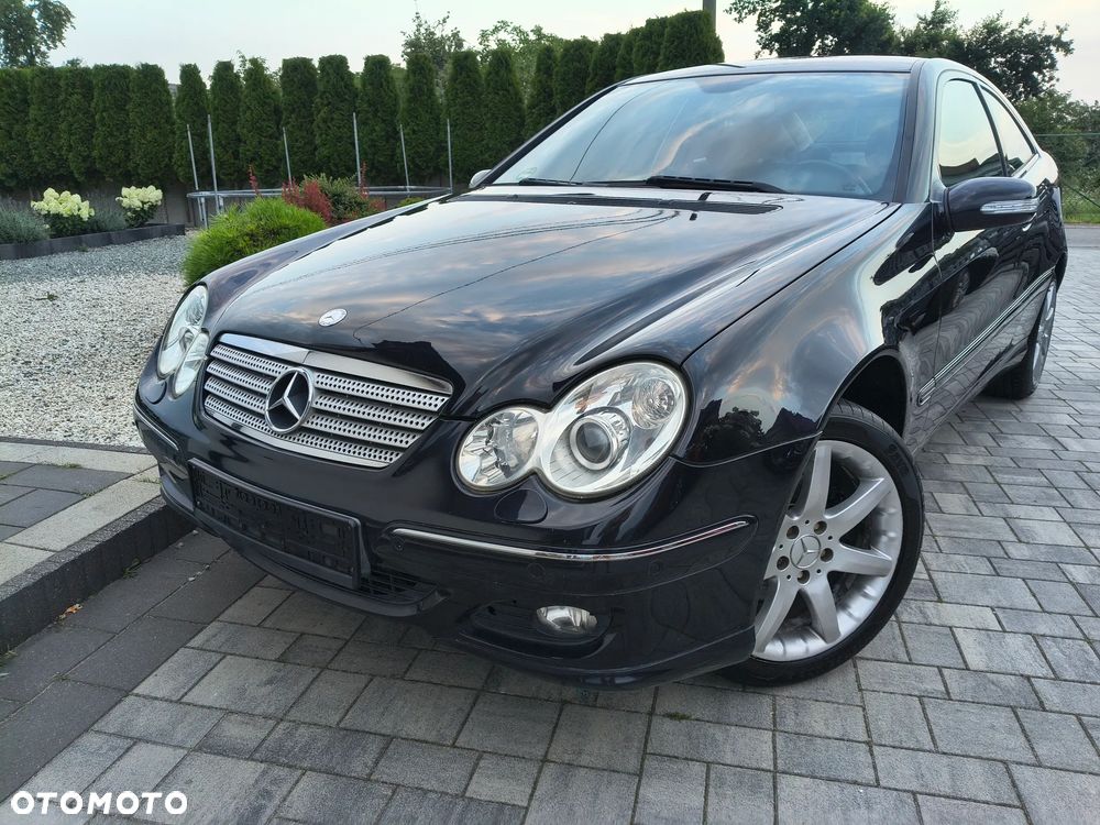 Mercedes-Benz Klasa C 180 Kompressor Sport Edition - 30