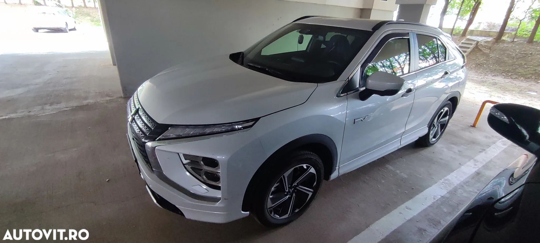 Mitsubishi Eclipse-Cross - 1