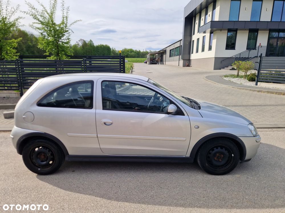 Opel Corsa - 1