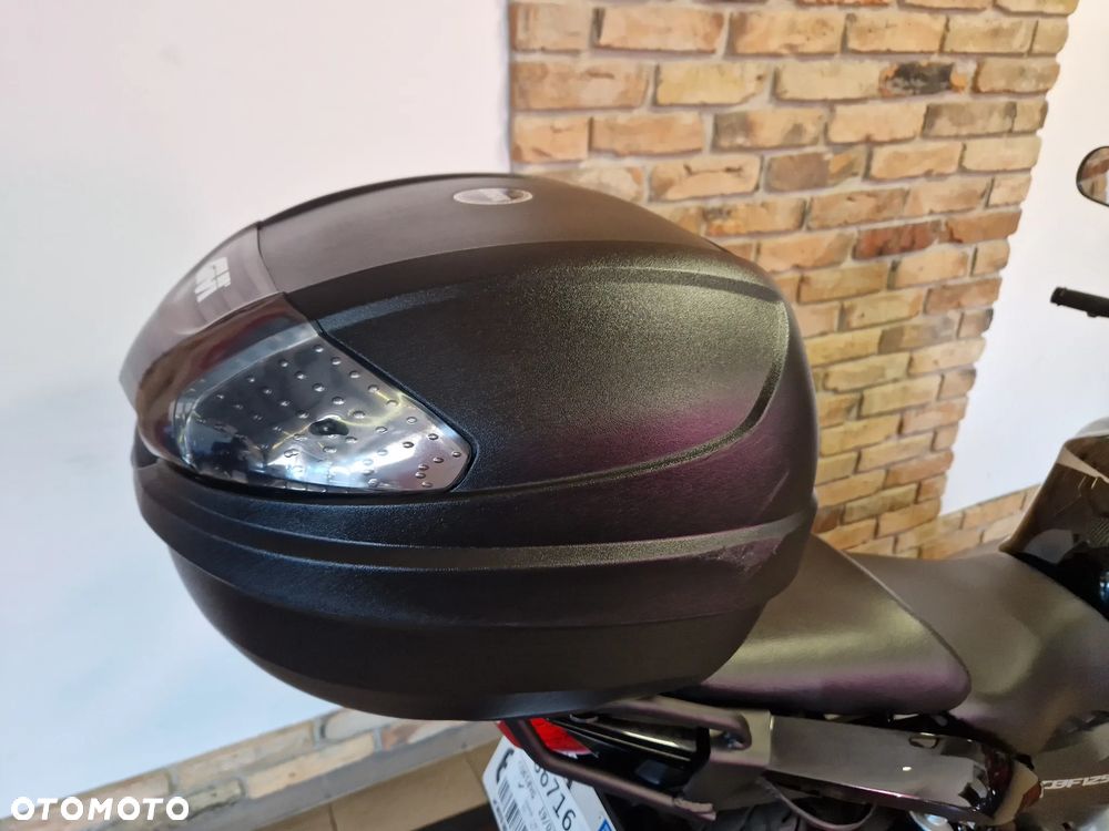 Honda CBF - 13