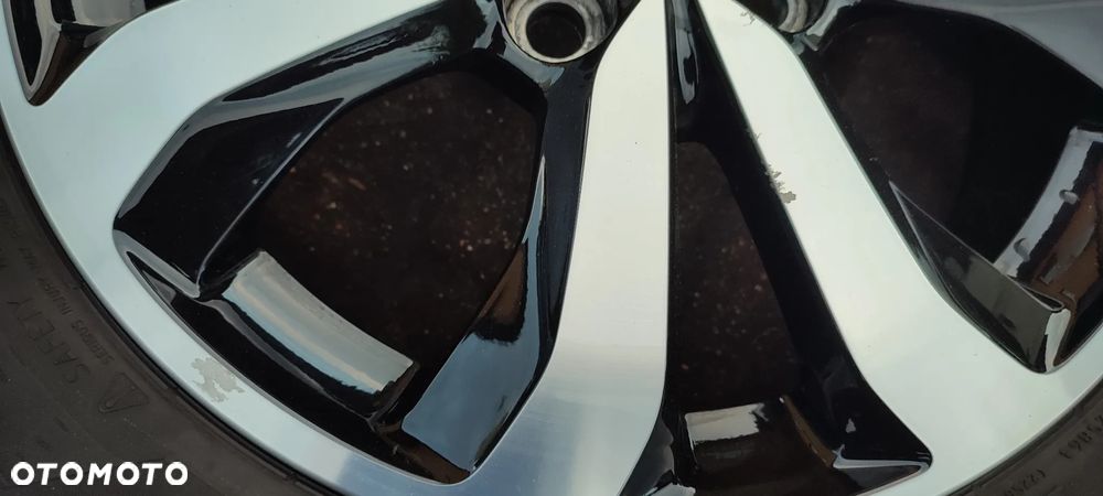 Koła Felgi Aluminiowe Oryg. Citroen C1 Peugeot 108 Toyota Aygo 15 Cali 4x100 4,5Jx15 Et35 Ø54,1mm Continental 165/60/15 2015r 5,8-6,5mm Starogard Gdański - 13