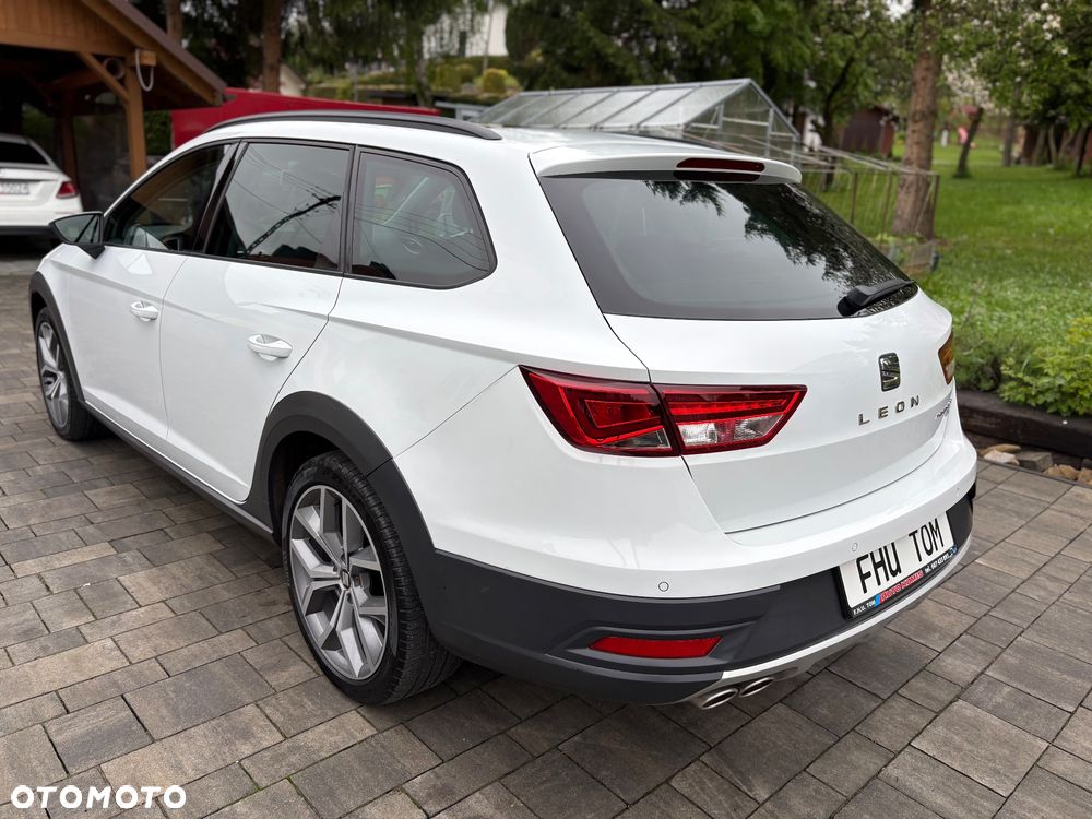 Seat Leon 2.0 TDI DPF Start&Stop DSG XCELLENCE - 19