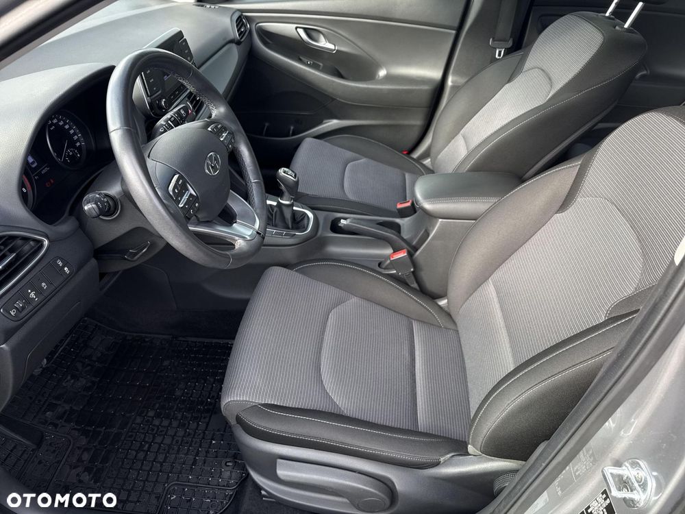 Hyundai i30 1.5 DPI Modern - 22
