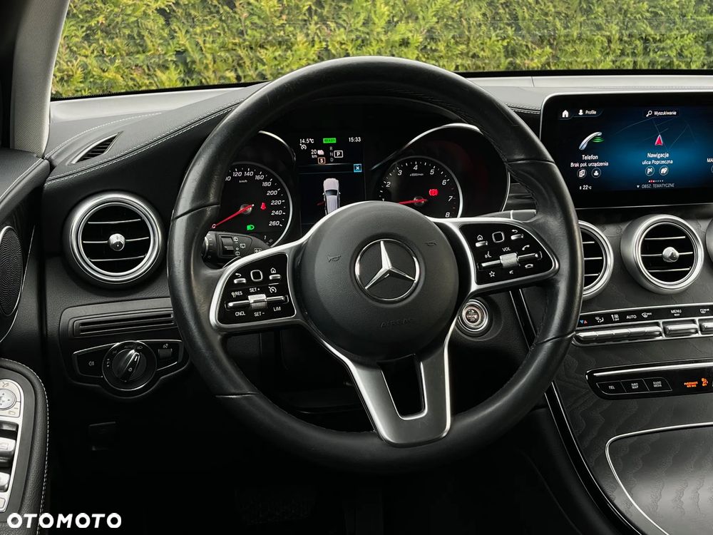 Mercedes-Benz GLC 300 e 4-Matic - 22