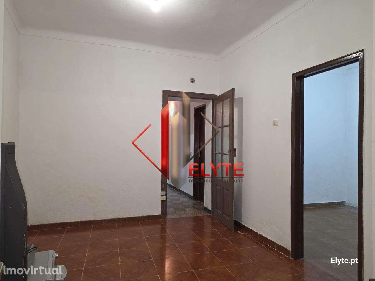 Moradia de 4 assoalhadas em Benfica do Ribatejo - Grande imagem: 4/27