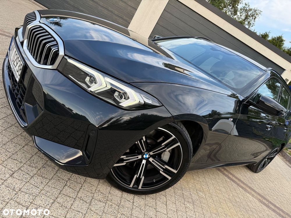 BMW Seria 3 330i xDrive M Sport - 9