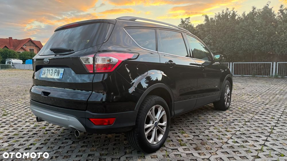 Ford Kuga 2.0 TDCi AWD Titanium - 4